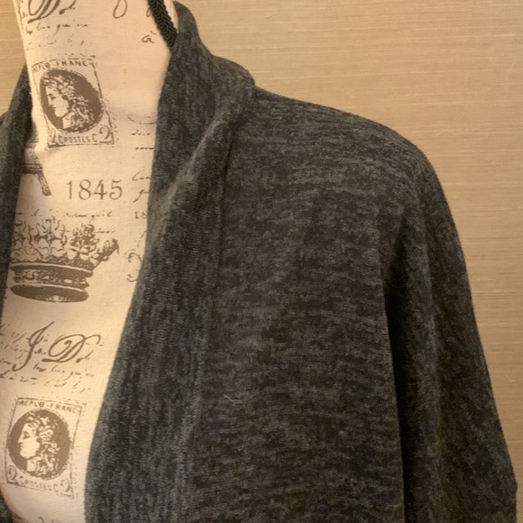 πGRAB-N-GO GLAMπ Veronica M Gray Sweater Bringing Cardi-YES Energy ππ§₯βοΈ - Picture 8 of 10